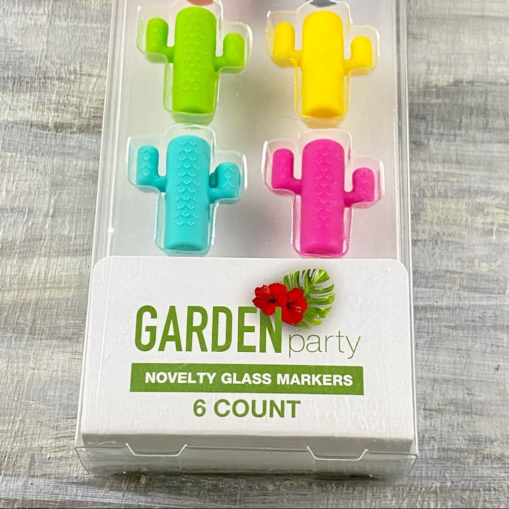 NWT Garden Party Novelty Glass Markers Wine Charms Bundle Cactus Flamingo Sets - Picture 9 of 11